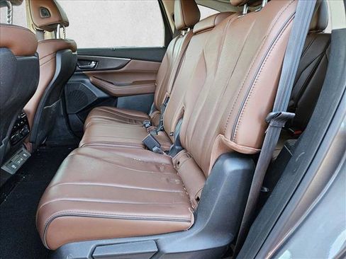 Used 2023 Acura MDX SH-AWD w/ Advance Package image 17