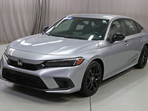 Certified 2024 Honda Civic Sport image 19