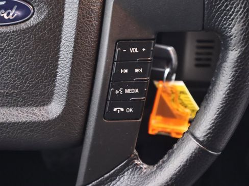 Used 2013 Ford F150 XLT w/ Luxury Equipment Group image 22