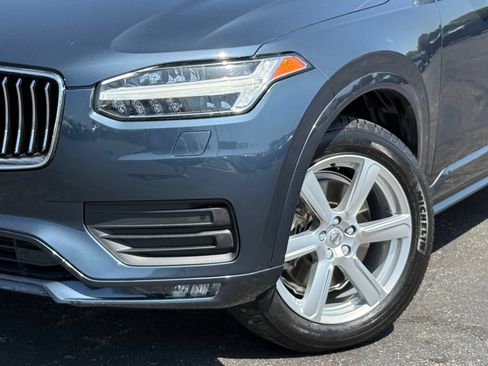 Used 2020 Volvo XC90 T6 Momentum AWD/4WD image 3