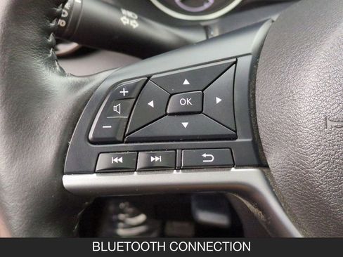 Used 2025 Nissan Sentra SV w/ SV Premium Package FWD image 18
