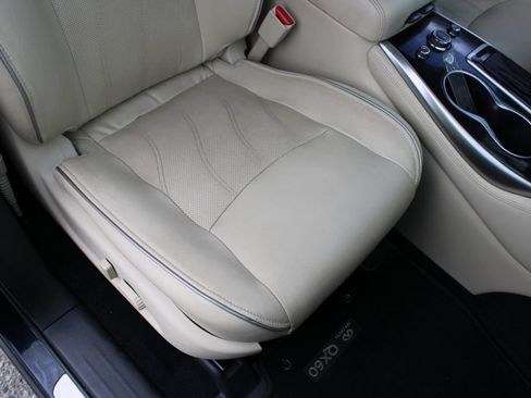 Used 2020 INFINITI QX60 Luxe w/ Essential Package FWD image 13