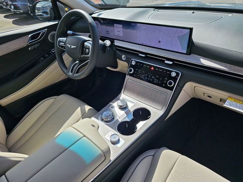 New 2026 Genesis GV80 2.5T Advanced image 32