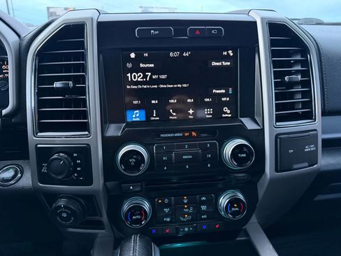 Used 2017 Ford F150 Lariat w/ Equipment Group 502A Luxury image 13