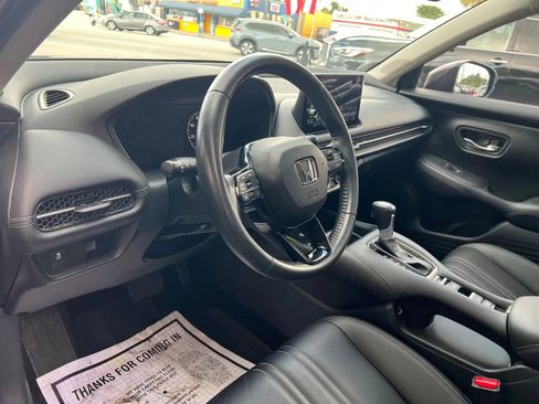 Used 2023 Honda HR-V EX-L image 15