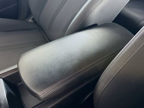 Used 2021 Kia K5 LX image 18