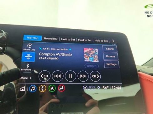 Used 2023 Chevrolet Corvette Stingray Premium Cpe w/ Z51 Performance Package image 39