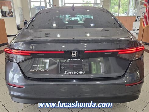 Used 2025 Honda Accord SE image 5