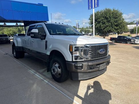 Used 2021 Ford F350 King Ranch w/ King Ranch Ultimate Package AWD/4WD image 2