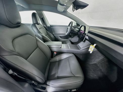 Used 2025 Tesla Model 3 Long Range RWD image 31