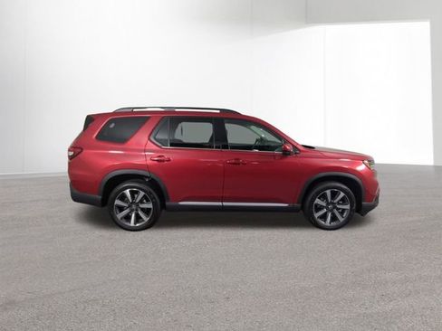 New 2025 Honda Pilot Touring image 22