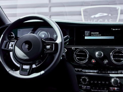 Used 2025 Rolls-Royce Spectre w/ Leather Finishing Pack image 50