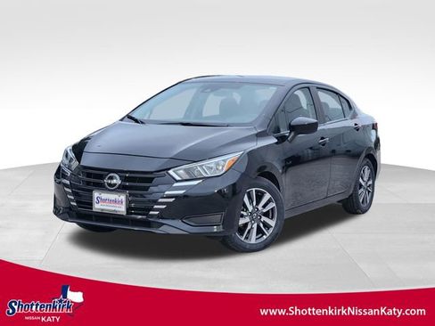 Certified 2023 Nissan Versa SV image 1