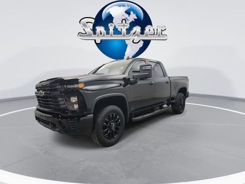Used 2026 Chevrolet Silverado 2500 Custom w/ Custom Value Package image 6