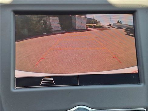 Used 2024 Chevrolet Equinox LT AWD/4WD image 13