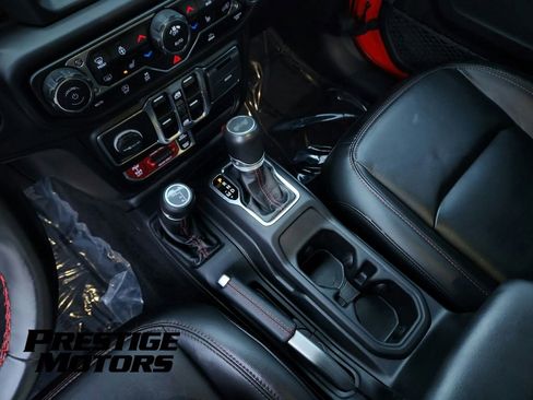 Used 2022 Jeep Wrangler Unlimited Rubicon w/ Steel Bumper Group AWD/4WD image 23