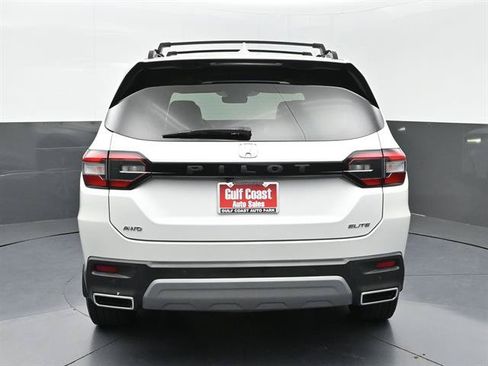 Used 2024 Honda Pilot Elite image 28