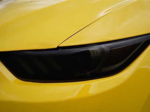 Used 2015 Ford Mustang GT Premium image 22