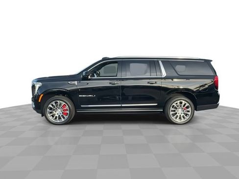New 2026 GMC Yukon XL Denali w/ Denali Reserve Package image 5