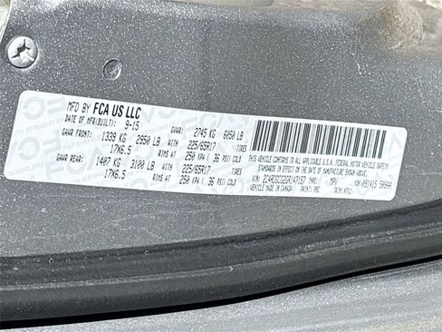 Used 2016 Dodge Grand Caravan SXT image 32