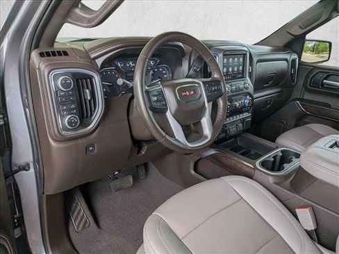 Used 2021 GMC Sierra 1500 SLT w/ SLT Premium Package AWD/4WD image 10