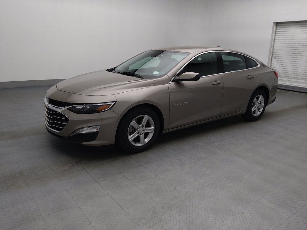 Used 2025 Chevrolet Malibu LT FWD image 2