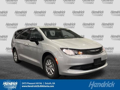 New 2026 Chrysler Voyager LX image 1