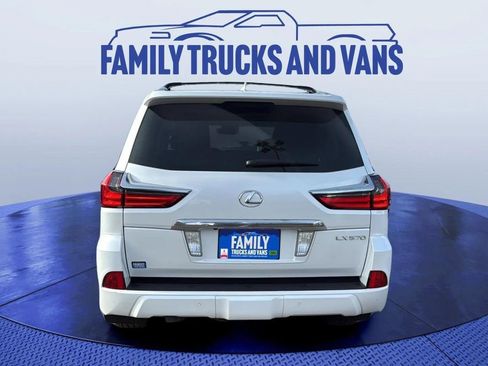 Used 2016 Lexus LX 570 4WD image 4