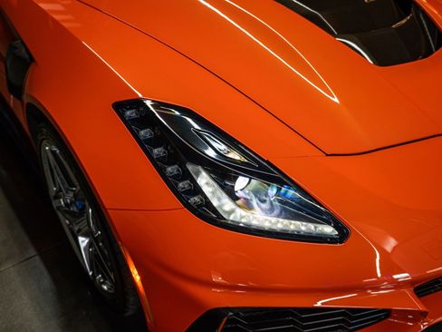 Used 2019 Chevrolet Corvette ZR1 RWD image 14