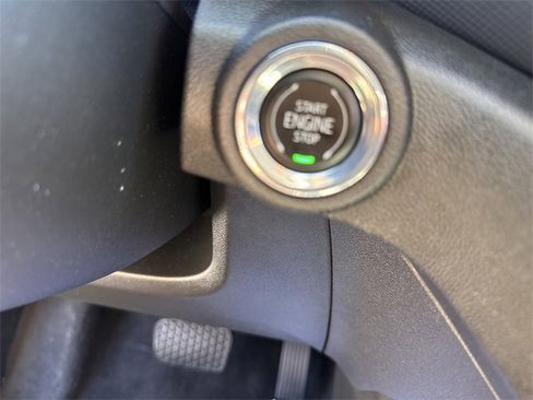 Used 2023 Chevrolet TrailBlazer LT w/ Convenience Package image 24