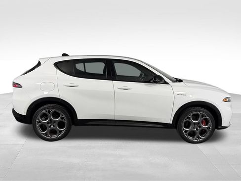 Used 2024 Alfa Romeo Tonale Ti AWD/4WD image 6