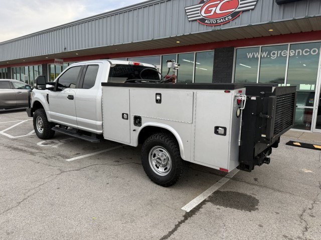 Used 2017 Ford F250 XL w/ Power Equipment Group AWD/4WD image 4