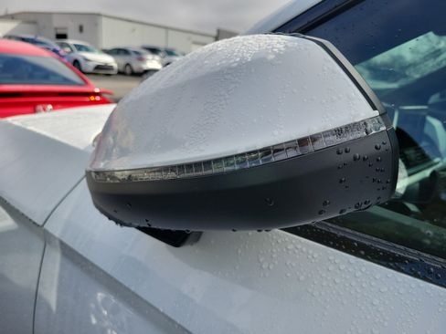 Used 2020 Audi Q5 2.0T Premium w/ Titanium Sport Package image 6