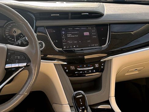 Used 2020 Cadillac XT6 Premium Luxury image 6