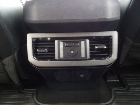Used 2023 Ford F250 Platinum w/ Tremor Off-Road Package AWD/4WD image 37