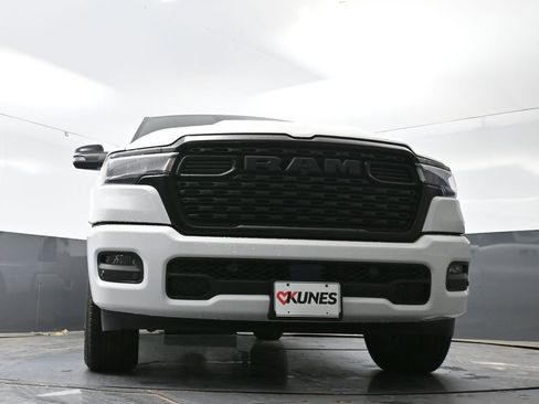 New 2026 RAM 1500 4x4 Crew Cab image 41