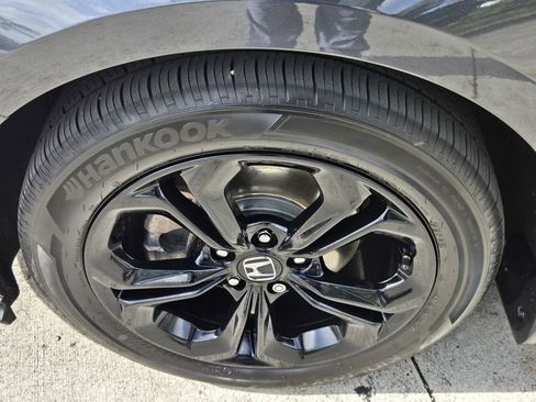 Used 2025 Honda Accord SE image 9