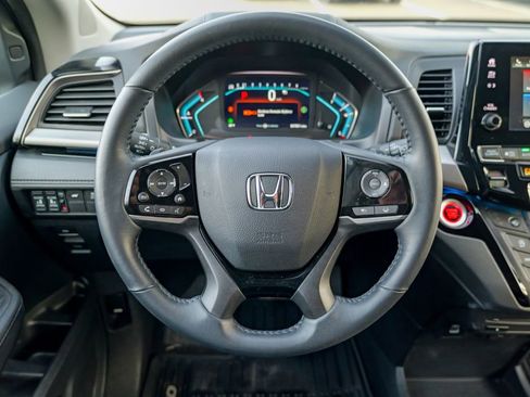 Used 2023 Honda Odyssey Touring image 43