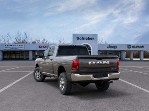 New 2026 RAM 2500 Big Horn AWD/4WD image 34