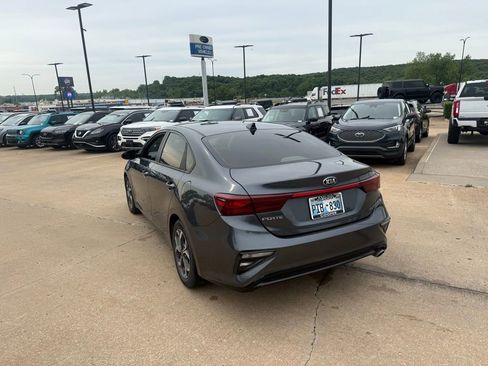 Used 2019 Kia Forte LXS FWD image 7