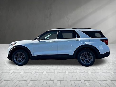New 2026 Ford Explorer Active w/ Active Comfort Package image 4