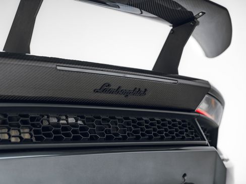 Used 2017 Lamborghini Huracan LP 580-2 RWD image 32