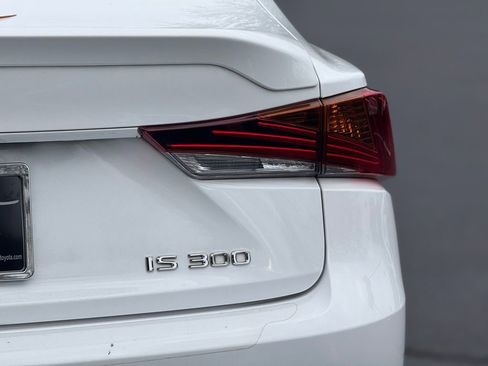 Used 2020 Lexus IS 300 F Sport image 15