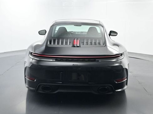 Used 2026 Porsche 911 Carrera image 13