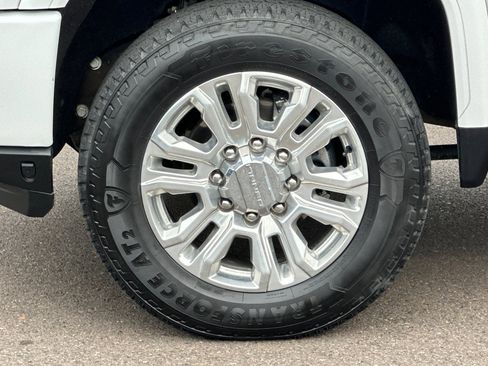 Used 2022 GMC Sierra 3500 Denali image 25