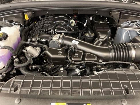 New 2025 Jeep Grand Cherokee Limited w/ MOPAR Finishing Package image 18