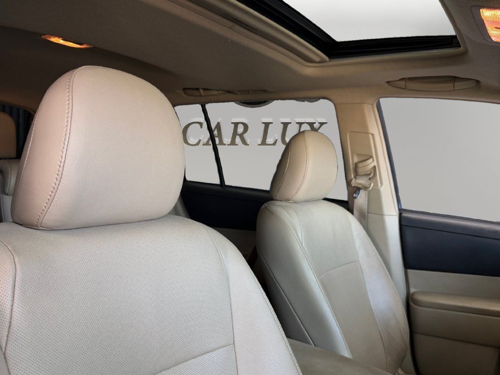 Used 2013 Toyota Highlander Limited FWD image 14