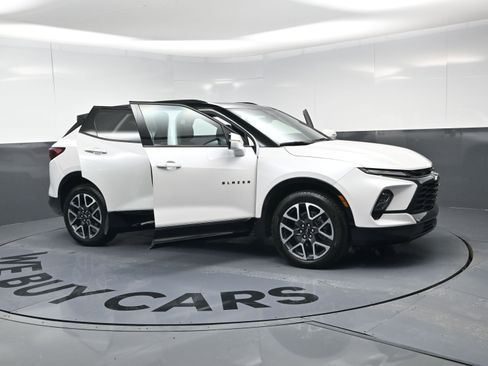 Certified 2024 Chevrolet Blazer RS w/ Enhanced Convenience Package image 24