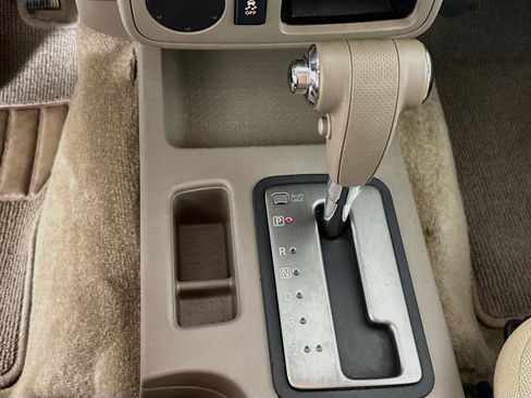 Used 2018 Nissan Frontier SV RWD image 18