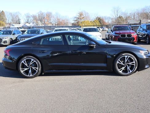 Used 2023 Audi e-tron GT Premium Plus image 4